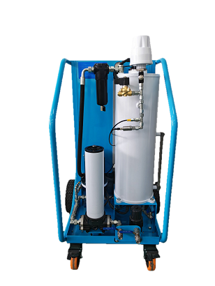 真空滤油机-正面 - 副本.png